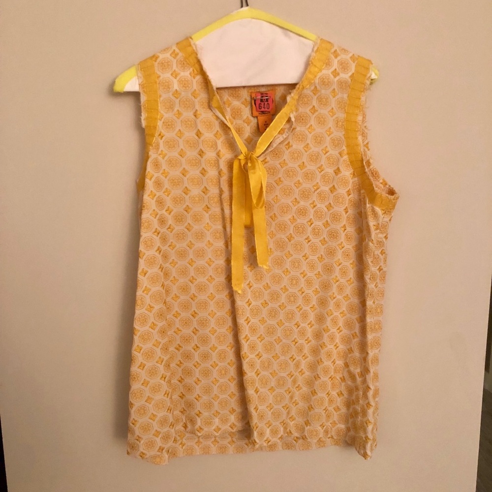 Tory Burch Gold Top Size 10
